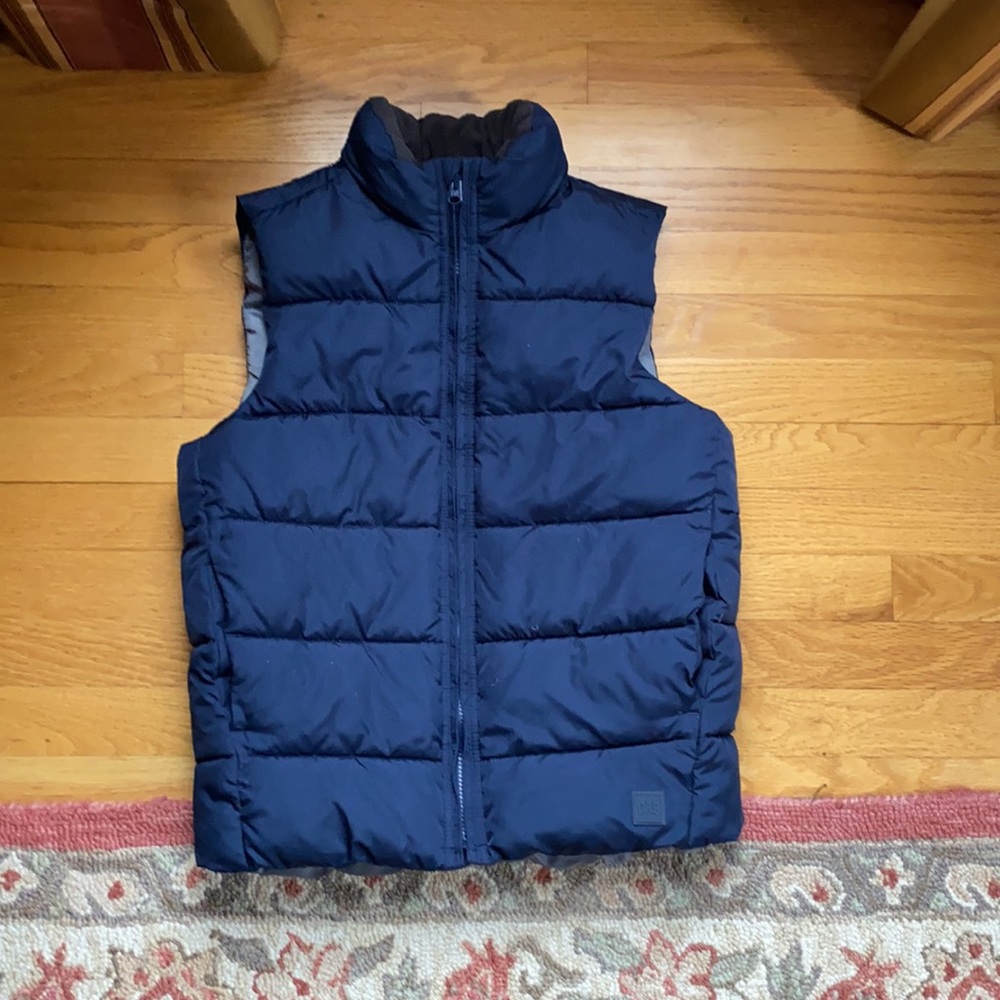 Vest - Picture 3 of 9